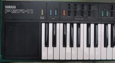 Vintage 1987 YAMAHA PSR11 MIDI Portatone Electronic Keyboard 49