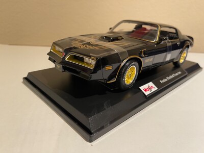 1/18 Maisto Pontiac Firebird Trans Am Black with Gold trim Brand