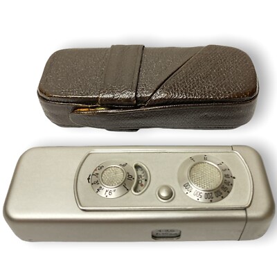 Vintage MINOX Wetzlar Subminiature Camera w/ Complan f/3.5 15mm