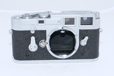 Leica M3 Single Stroke vintage 35mm Film Rangefinder Camera. Cap