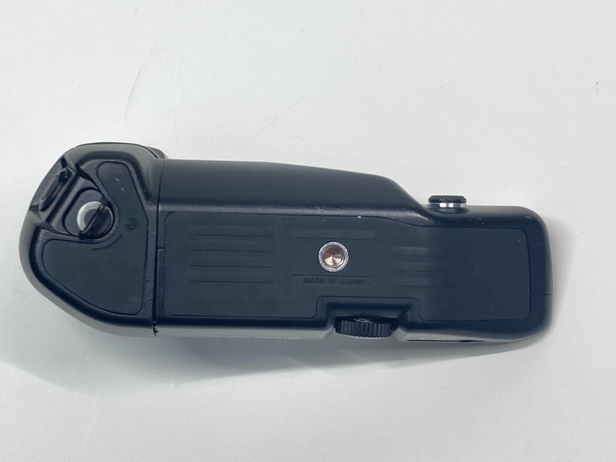 Nikon MB-21バッテリーグリップ Nikon ニコン MB-21 バッテリー