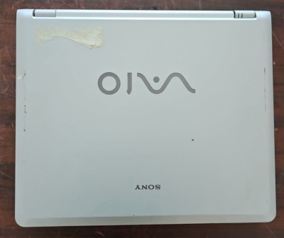 Sony VAIO Notebook Laptop PCG-9P6L / Pentium 4 / 512Mb RAM / no