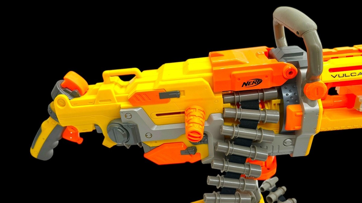 Nerf Vulcan EBF25 Dart Blaster Machine Gun Ammo Belt Tripod