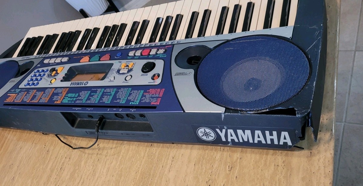 Yamaha Psr-260 Electronic Piano 61 Full Sizes Keys Midi Teaching