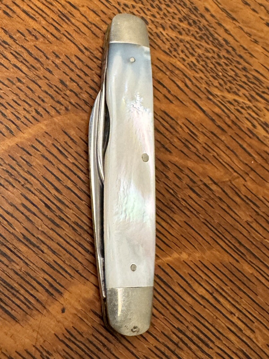 IXL George Wostenholm Sheffield England Mother of Pearl Handle