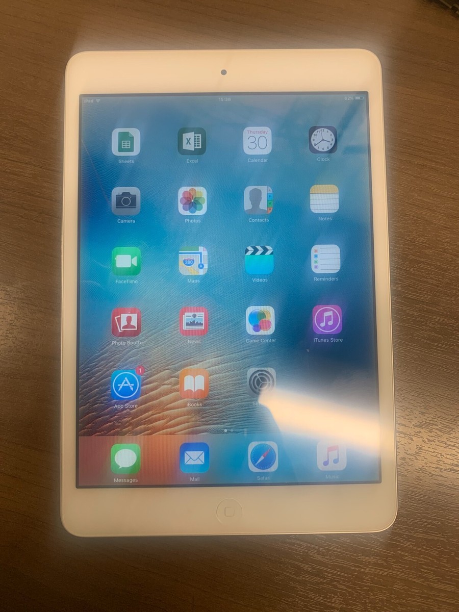 Apple iPad mini 1st Gen. 16GB, Wi-Fi, 7.9in - White & Silver