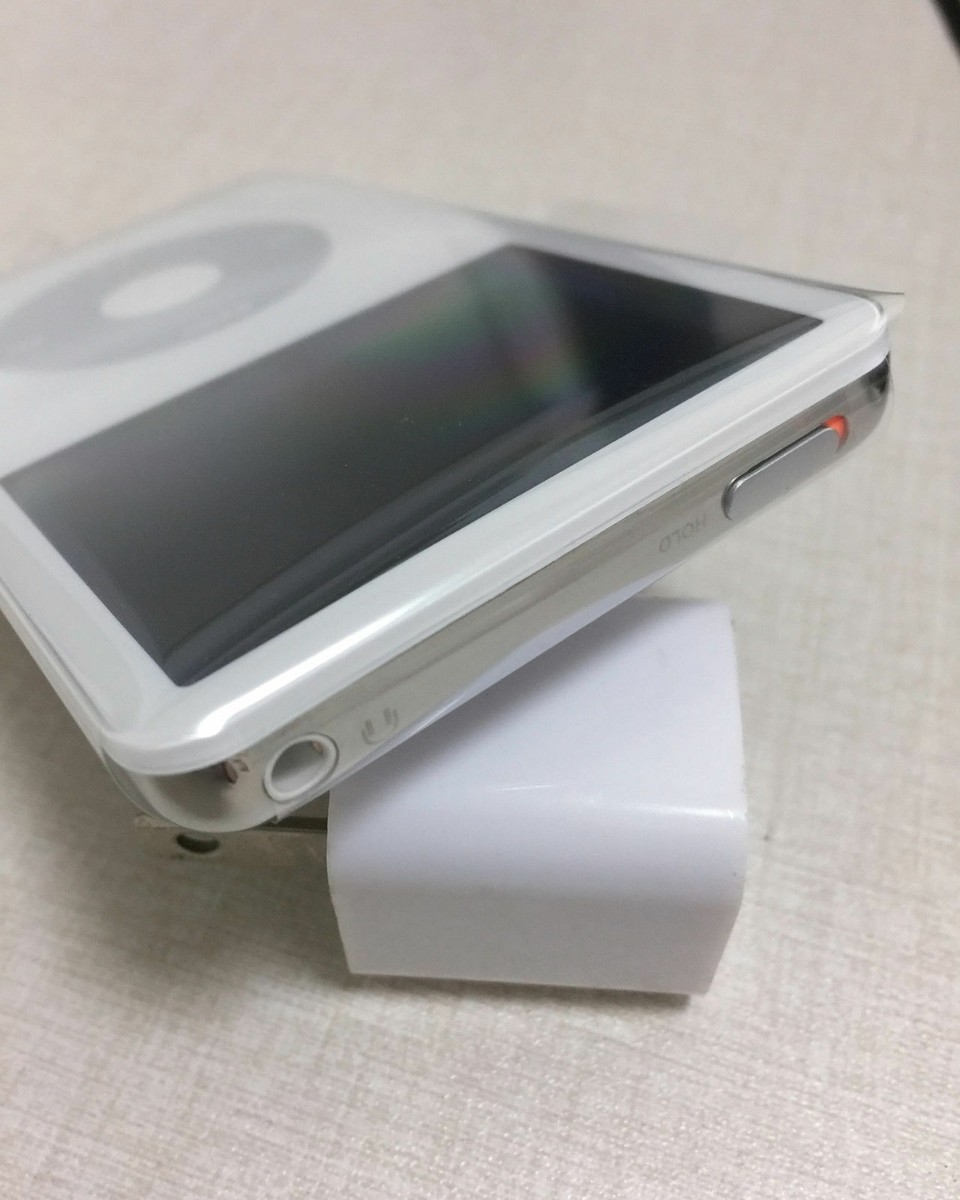 Apple iPod Classic 5th Gen. 30GB - White (MA002LL/A) for sale