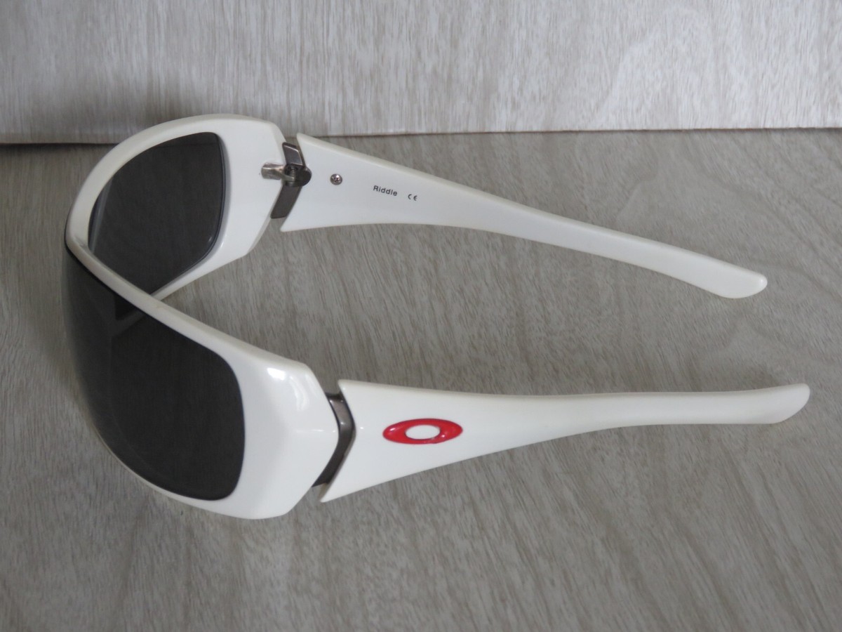 Rare Oakley Mens Riddle Ducati White Gray Iridium Lens Sunglasses