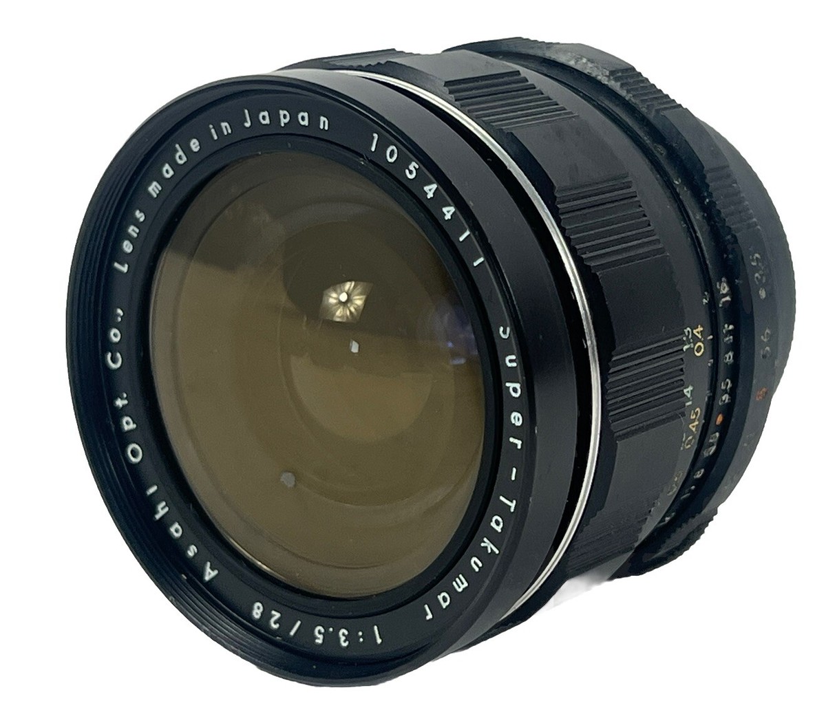 Pentax Super Takumar 28mm f3.5 Lens M42 Early Fat Version - USA