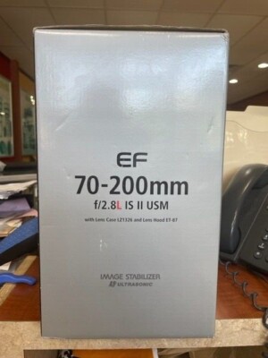 CANON EF 70-200mm F2.8 L IS II USM complete original retail box