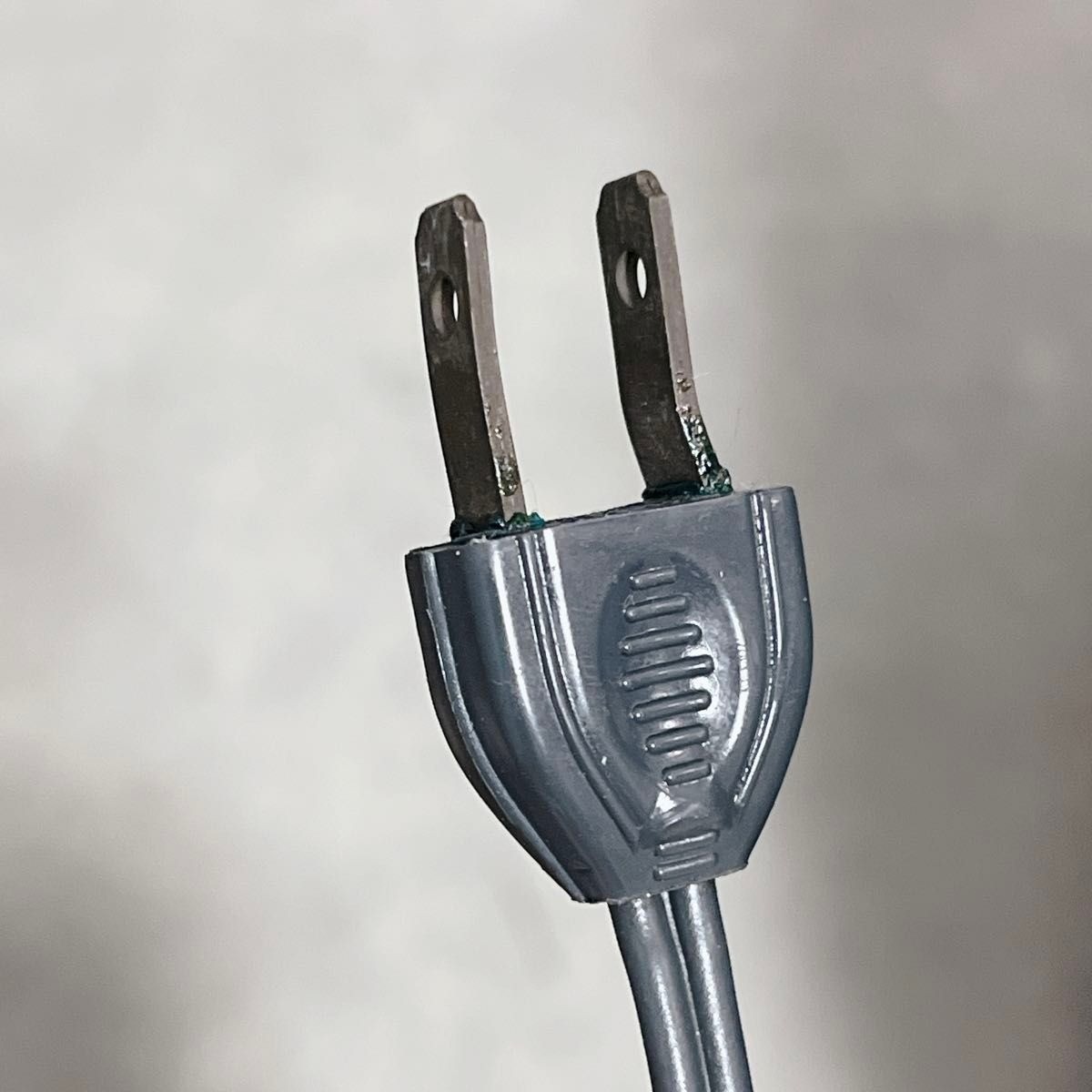 Sony Trinitron KV-1020 Portable Color TV 10 Inch CRT Retro Vintage