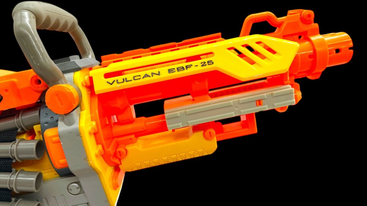 Nerf Vulcan EBF25 Dart Blaster Machine Gun Ammo Belt Tripod