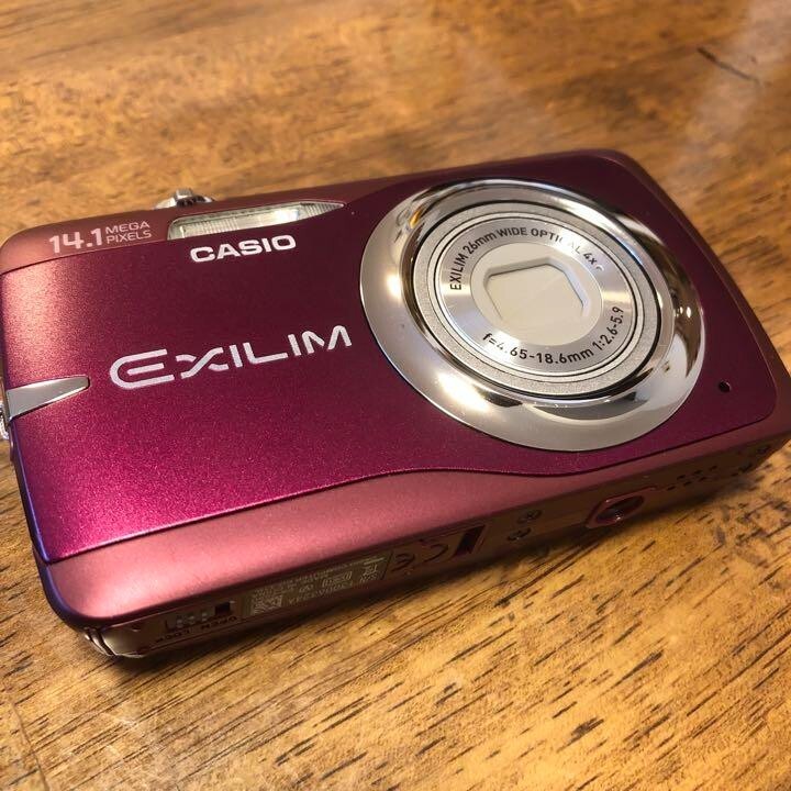 Casio EX-Z550 RD Digital Camera STANDARD EXILIM Red 26mm Wide
