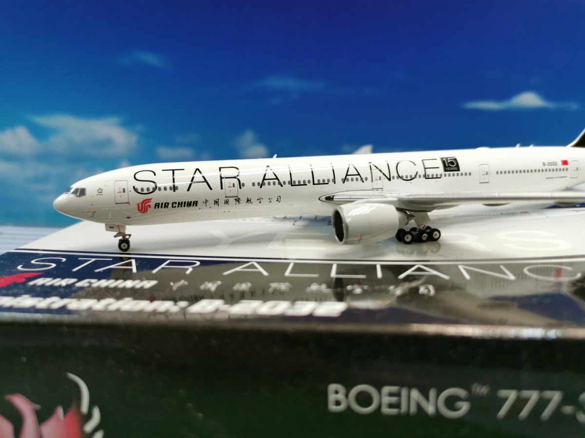 Phoenix Air China B777-300ER B-2032 1:400 | eBay