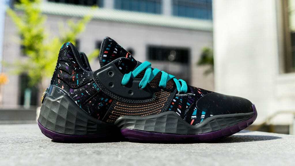 10~ adidas Men's Harden Vol. 4 Shoes Sneakers Black Size 10 New | eBay