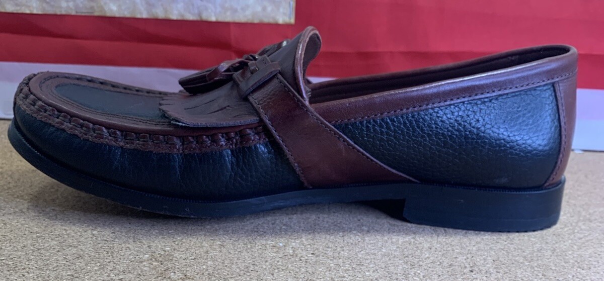 Johnston & Murphy Aristocrat Men's Size 11.5 Leather Tassel Slip