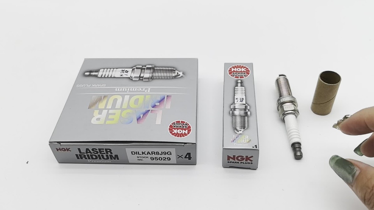 4Pcs NGK 95029 DILKAR8J9G Iridium Platinum Spark Plug For Toyota C