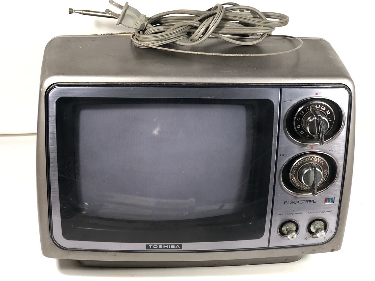 Vintage Toshiba Blackstripe TV 9