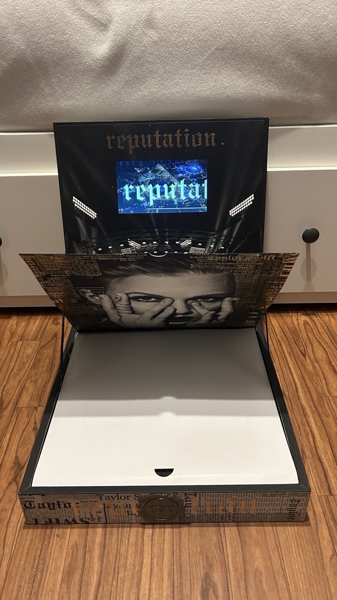 Taylor Swift Reputation Tour VIP Box - ALL items (+2 rep tour
