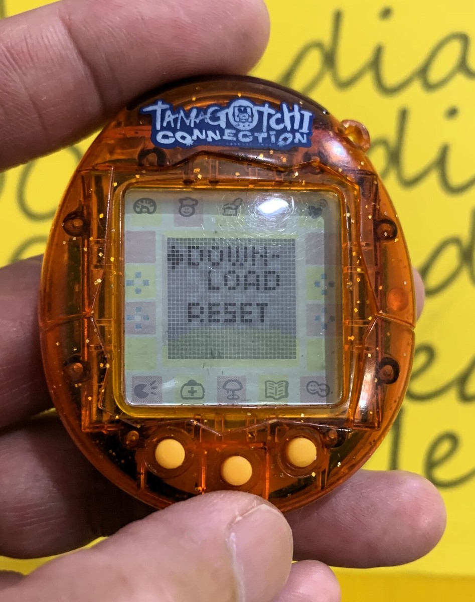 2004 TAMAGOTCHI CONNECTION v1 