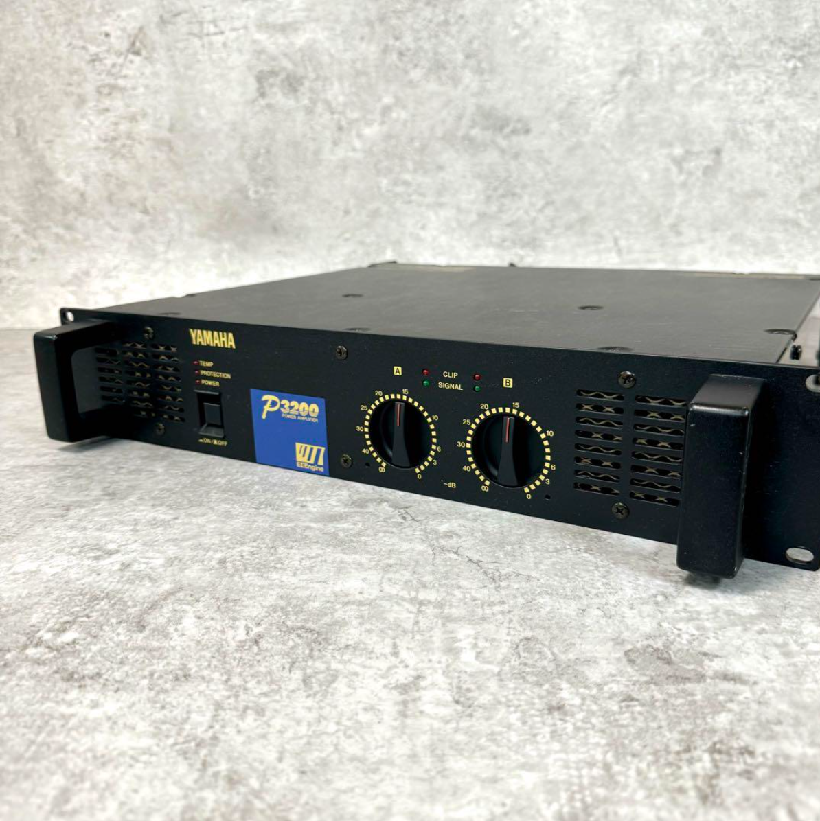 Yamaha P3200 Used Tested Working Stereo Power Amplifier Black
