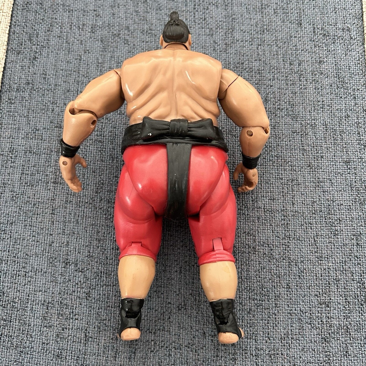 2004 WWE Classic Superstars Series 4 Yokozuna Figure Jakks Pacific