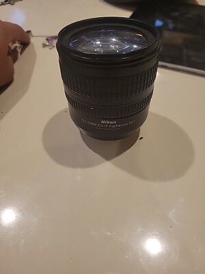 Nikon DX SWM ED IF Aspherical 67 AF-S Nikkor 18-70mm 1:3.5-4.5G ED