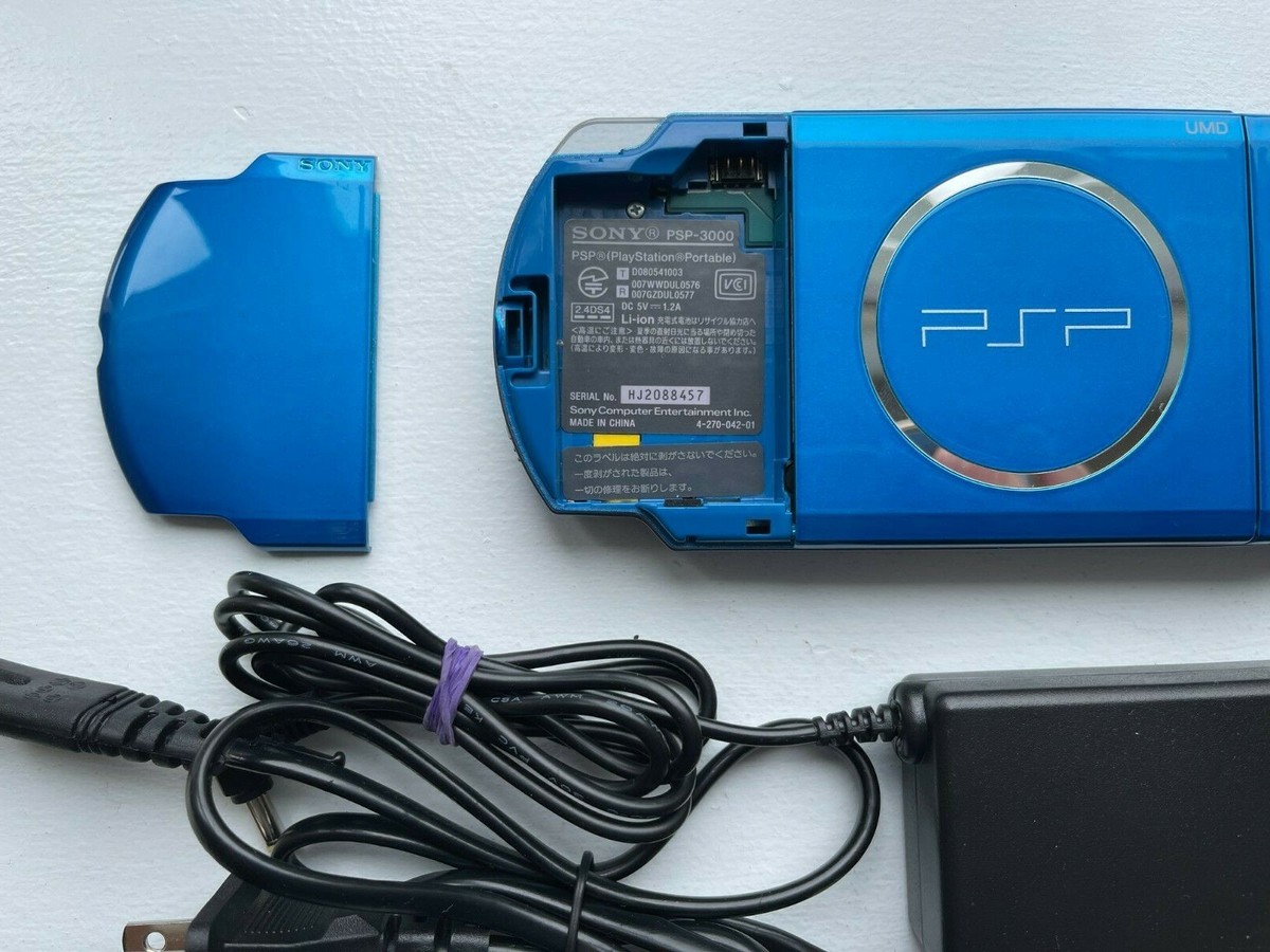 Sony PSP 3000 Vibrant Blue - Good Condition + Console + 4GB Memory