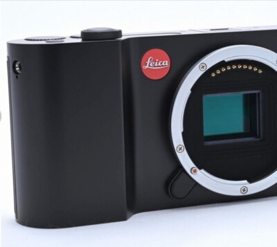 LEICA T Typ 701 Mirrorless Camera Black 16.3 MP APS-C Touchscreen