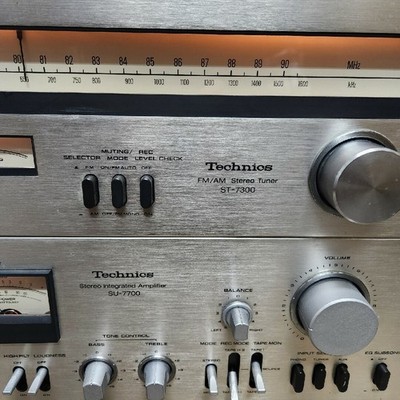 Technics SU-7700 & ST-7300 set Stereo Integrated Amplifier & Tuner