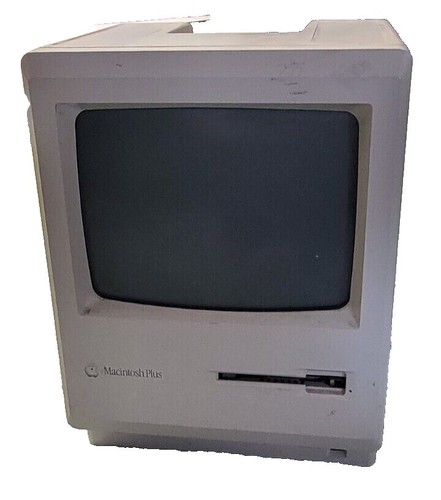 Vintage Apple Macintosh Classic Plus Game Pack 1 On New 800K