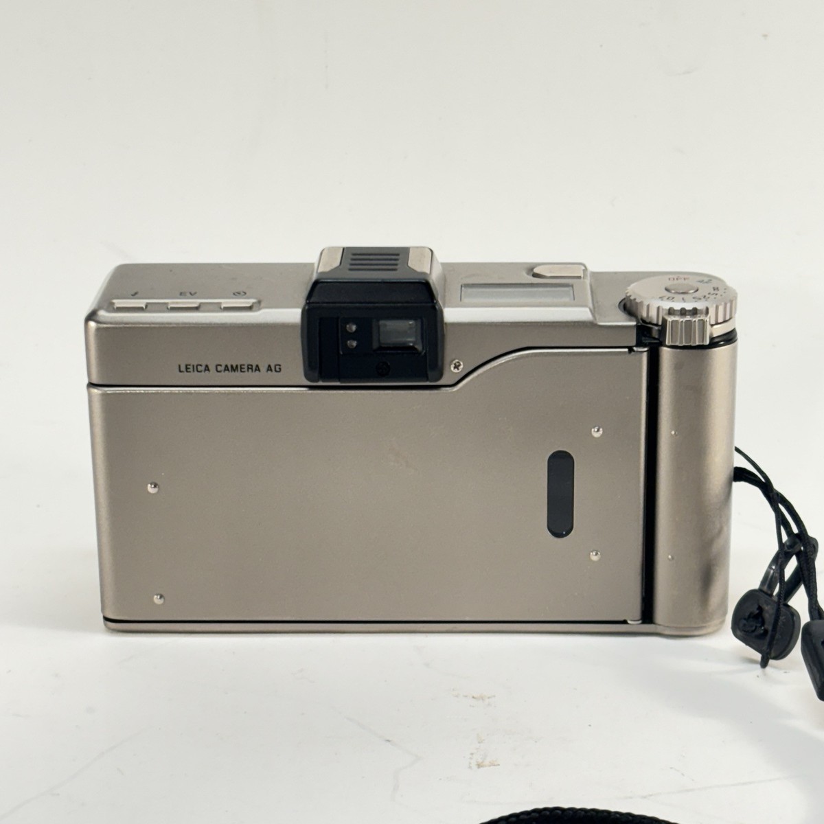 Leica Minilux Zoom 35-70mm Film Camera Silver Vario-Elmar 1:3.5