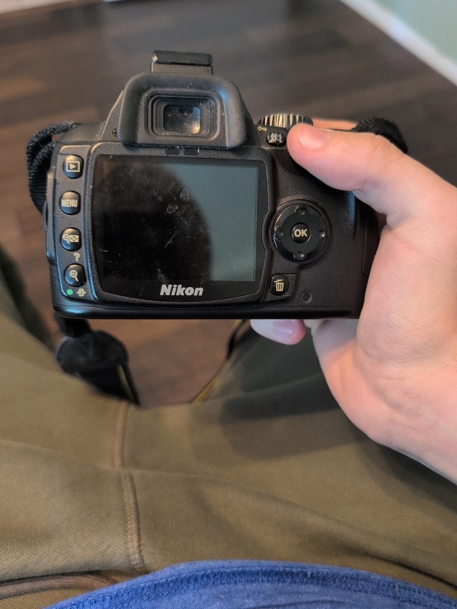 Nikon D60 DSLR Camera with 18-55mm, No SD Card, No Charger, With