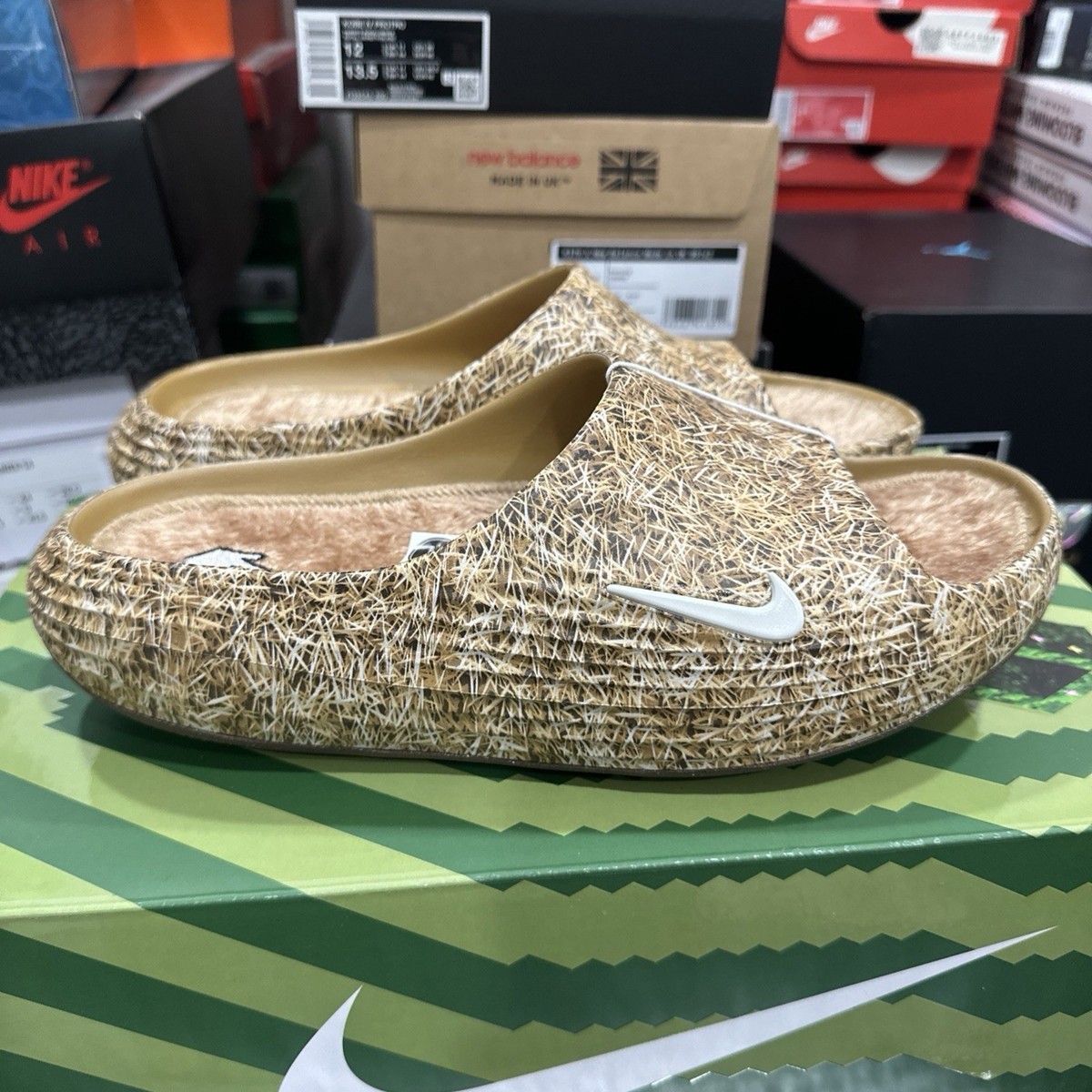 New Nike ReactX Rejuven8 Slide .Swoosh Touch Grass Wheat Brown