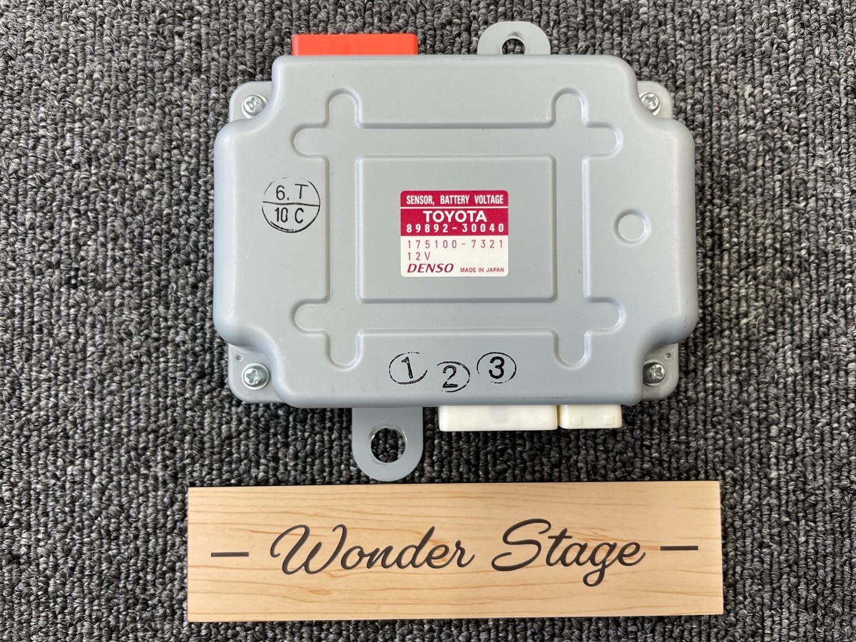 Toyota 89892-30040 Lexus Hybrid Battery Voltage Sensor Module ECU