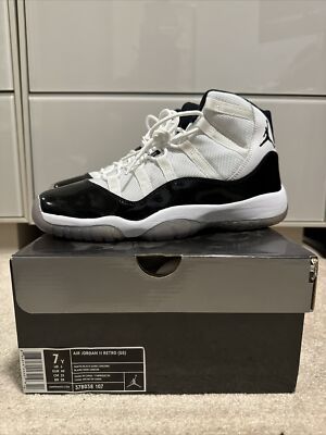 AIR JORDAN XI 11 RETRO 2011 GS NEW SIZE 7Y WHITE BLACK DARK