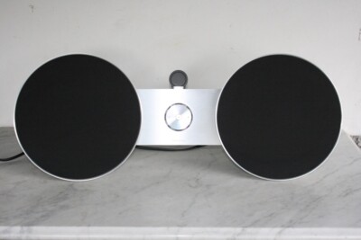 BANG & OLUFSEN BeoSound 8 Stereo Ipod Speaker System + Remote