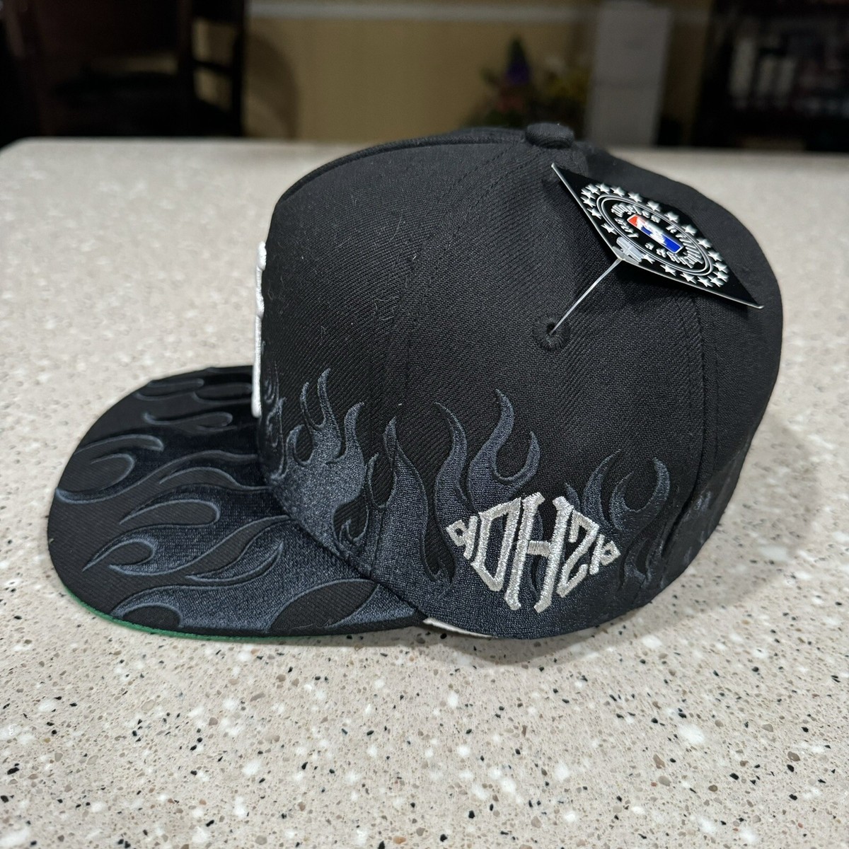 KTHLA Kill The Hype - LA Tonal Flame Fitted Cap - Black - sz 7