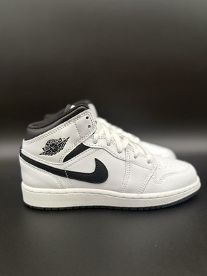Nike Air Jordan 1 Mid Reverse Panda White Black DQ8423-132 Shoes