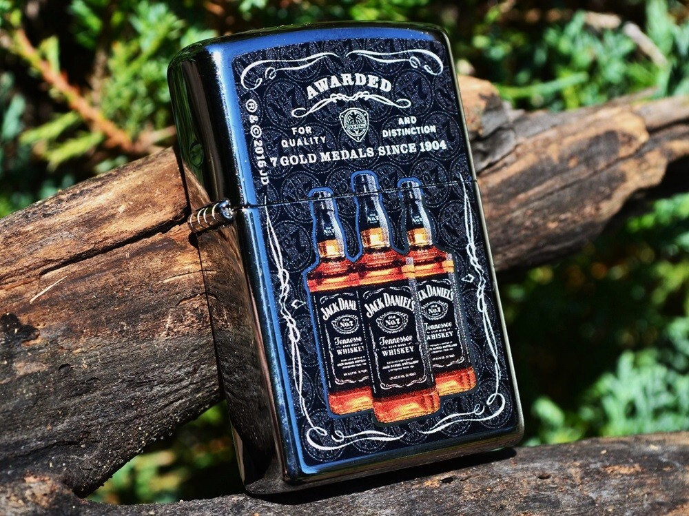 Jack Daniels Gold Medal Zippo Lighter - Old No. 7 - Bottle