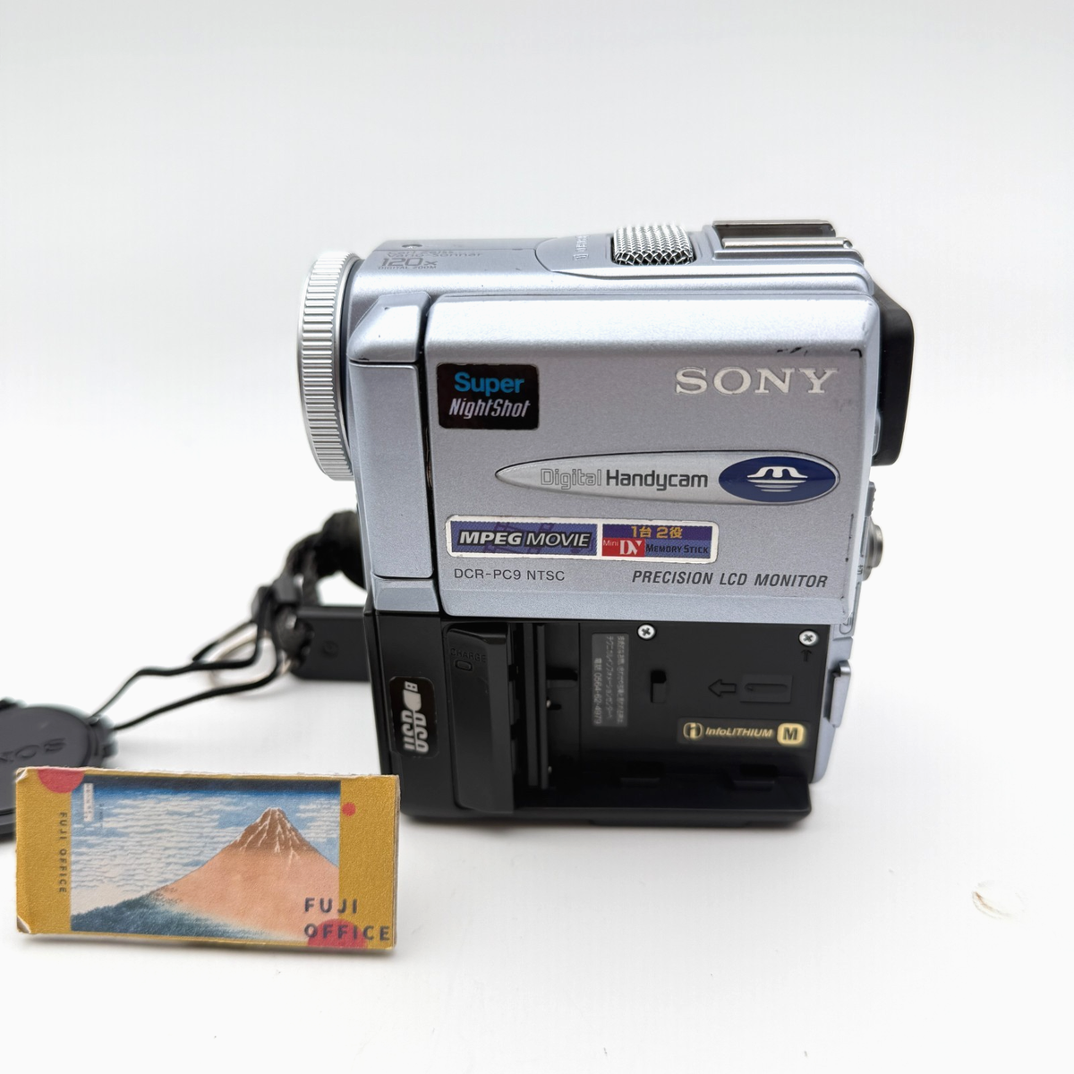 Sony Handycam DCR-PC9 MiniDV Camcorder NightShot with Battery