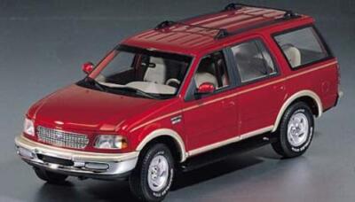1:18 UT Models Ford Expedition Eddie Bauer black, blue, red