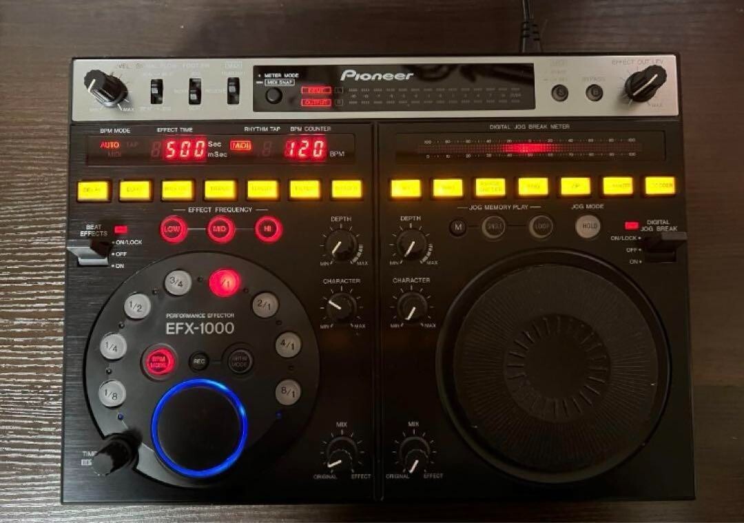 Pioneer EFX-1000 DJ Effects Controller Turntable Performance