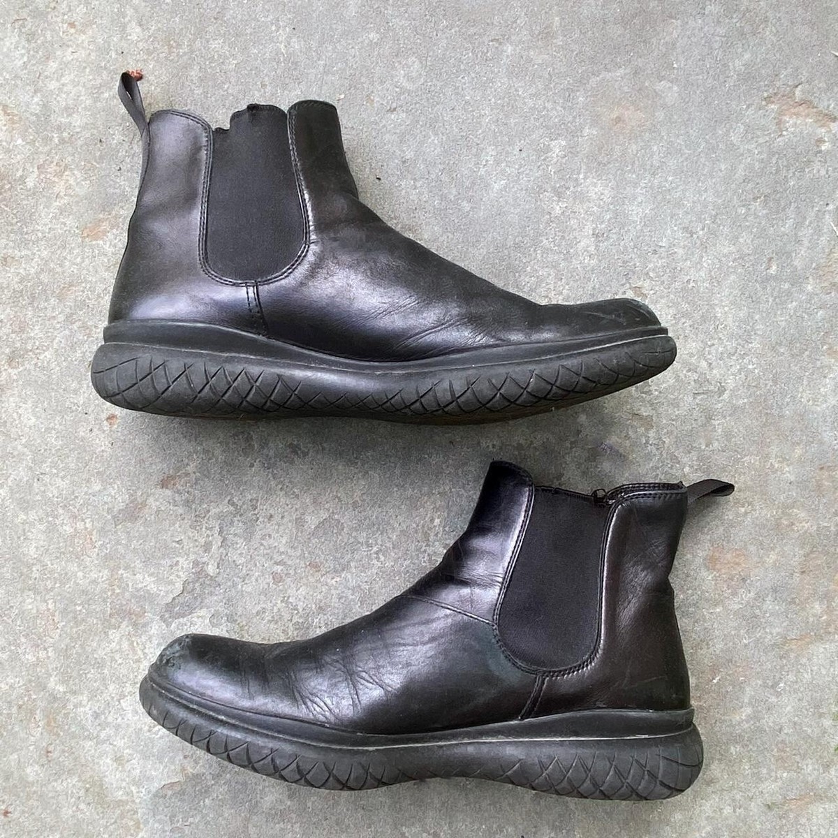 Vintage late '90s/2000s Prada Linea Rossa Black Leather Vibram