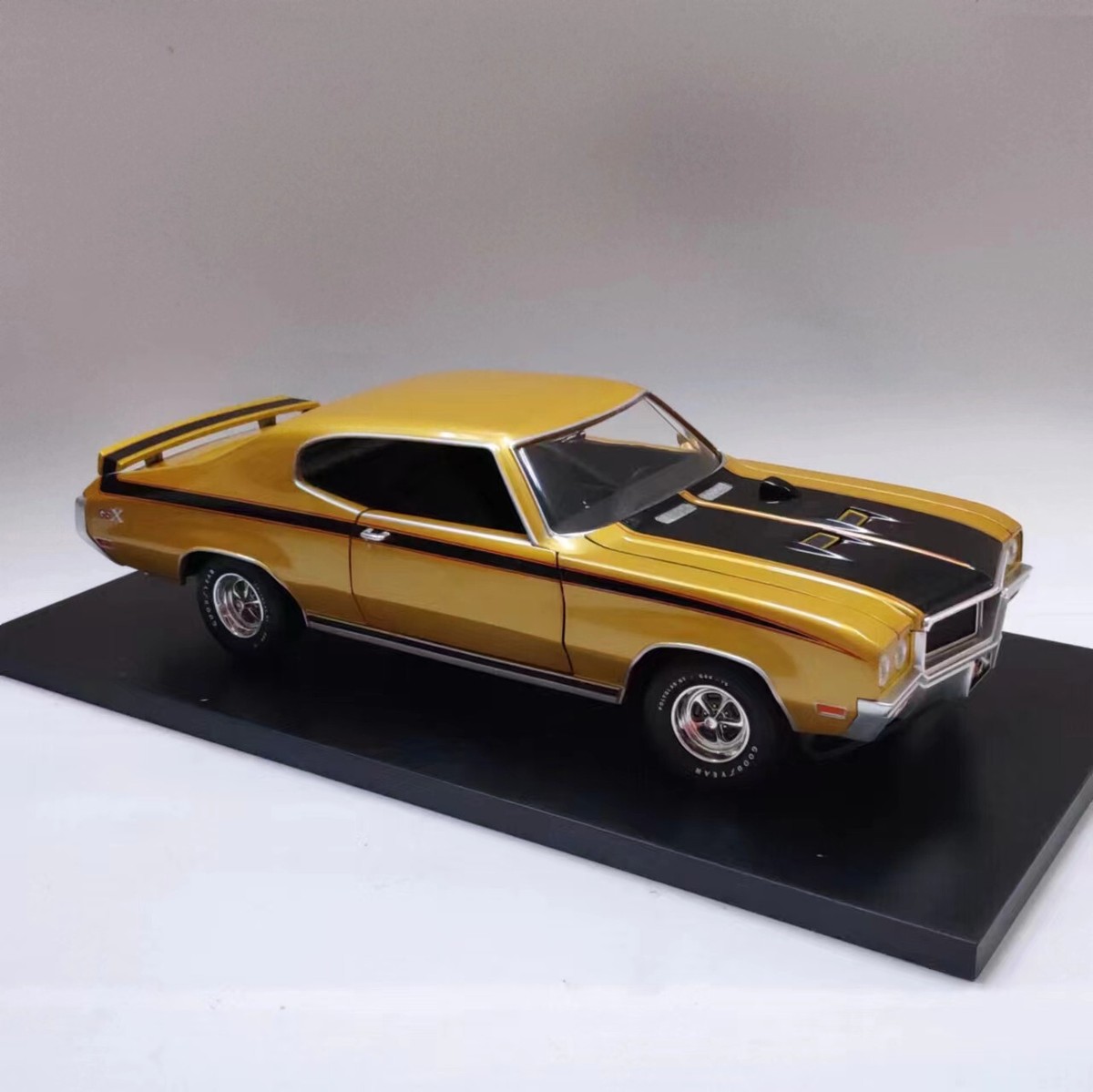 1/18 Buick GSX 1970 China GM Dealer model Gifts | eBay