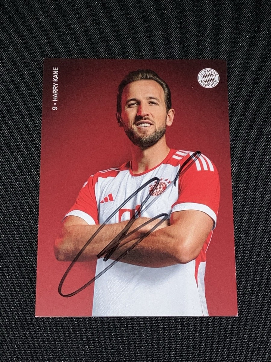 2023-24 Harry Kane First Hand Signed FC Bayern München Autograph
