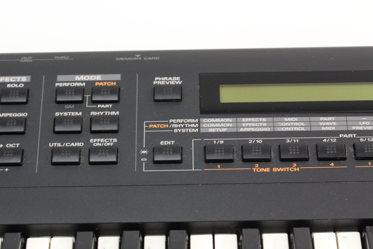 Roland XP-30 synth workstation piano 64 Voice Expandable