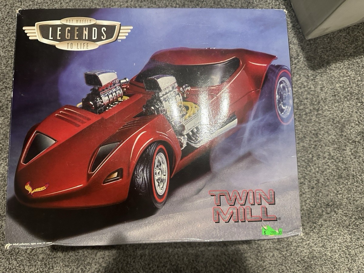 Hot Wheels - 1:24 Motorized Legends to Life Twin Mill Limited
