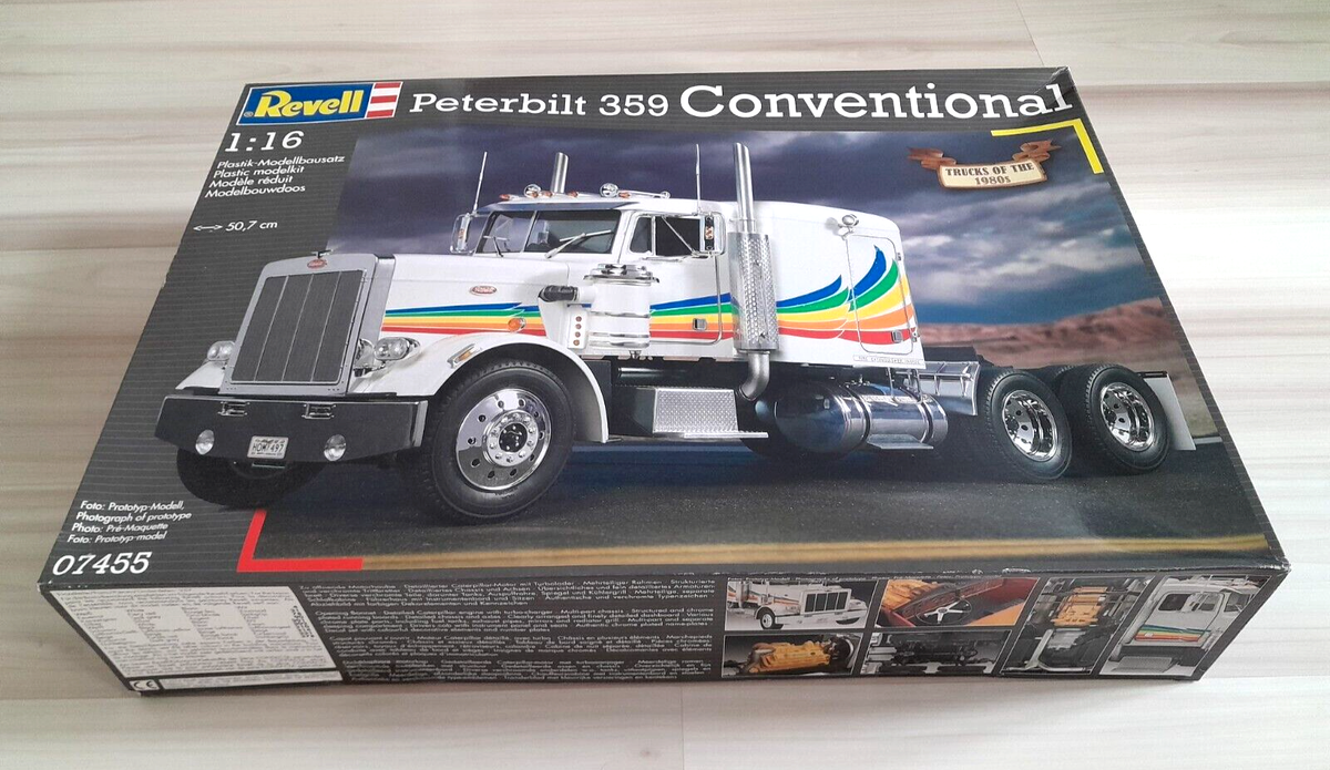 Peterbilt 359 Conventional in 1:16 scale | Factory sealed | Not