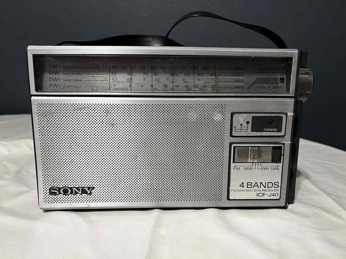Sony ICF-J40 4 Band FM/MW/SW1/SW2 Receiver Working Rare - Read